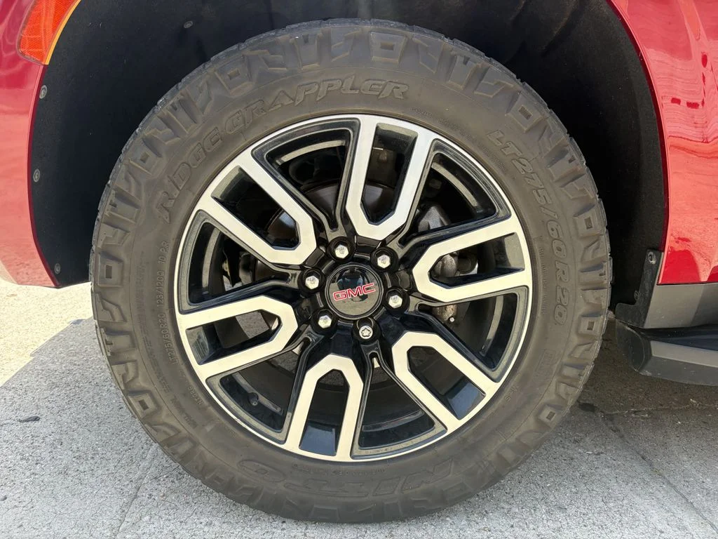 Used 2021 Cayenne Red Tintcoat GMC AT4 image 9