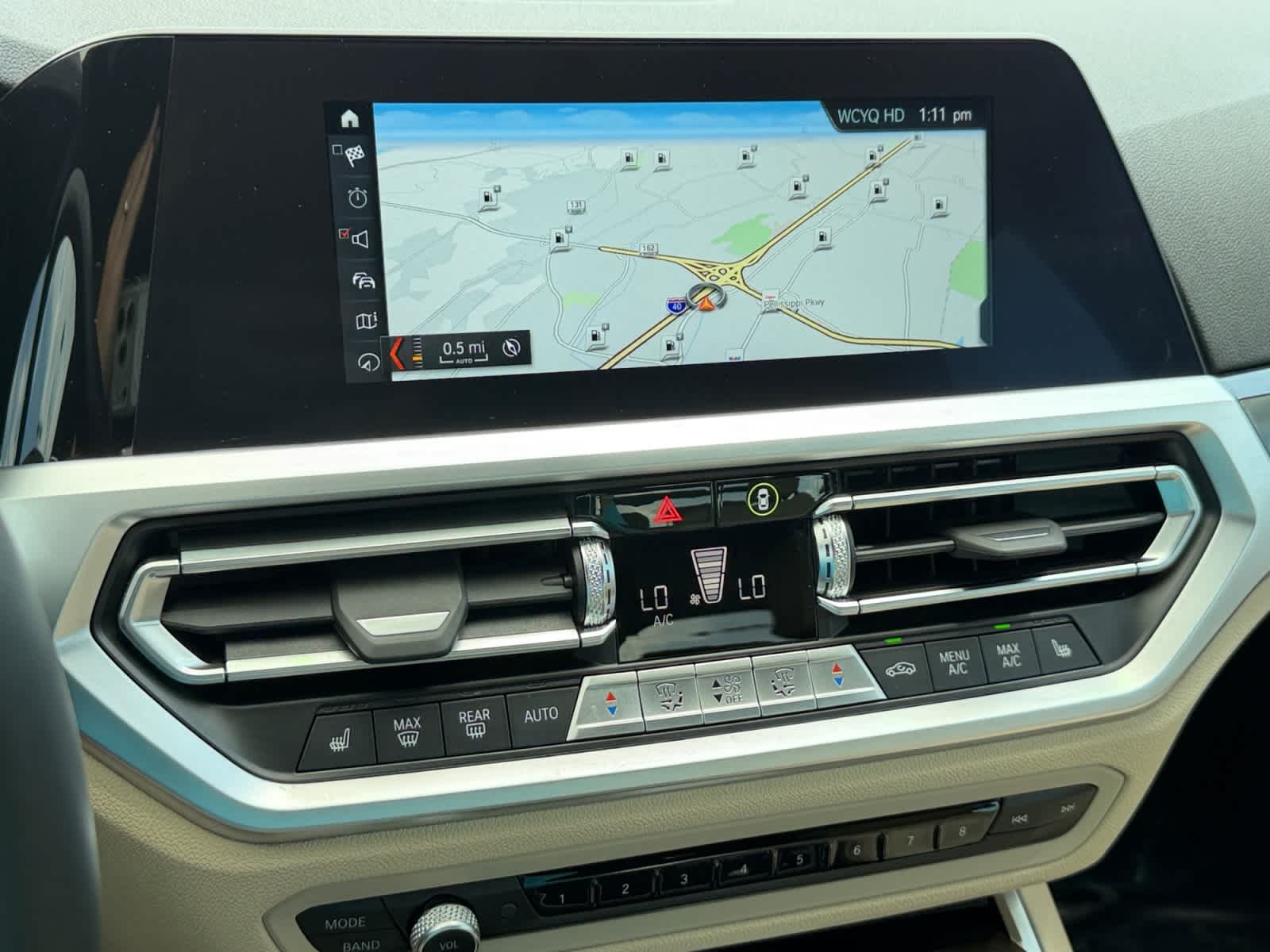 Used 2020 Mineral Gray Metallic BMW 330i xDrive image 27
