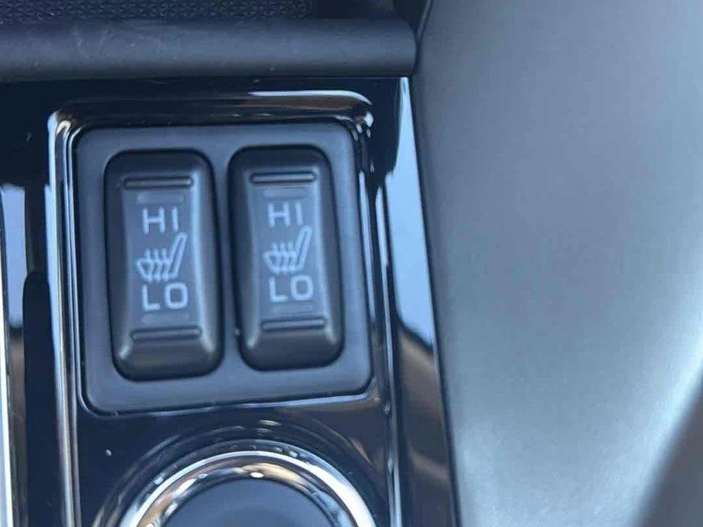2026 Mitsubishi Eclipse Cross LE - Photo 23