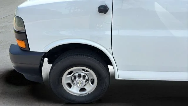 Used 2023 Summit White Chevrolet WT image 39