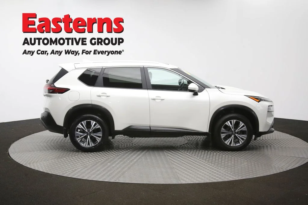 Used 2023 White Nissan SV image 45