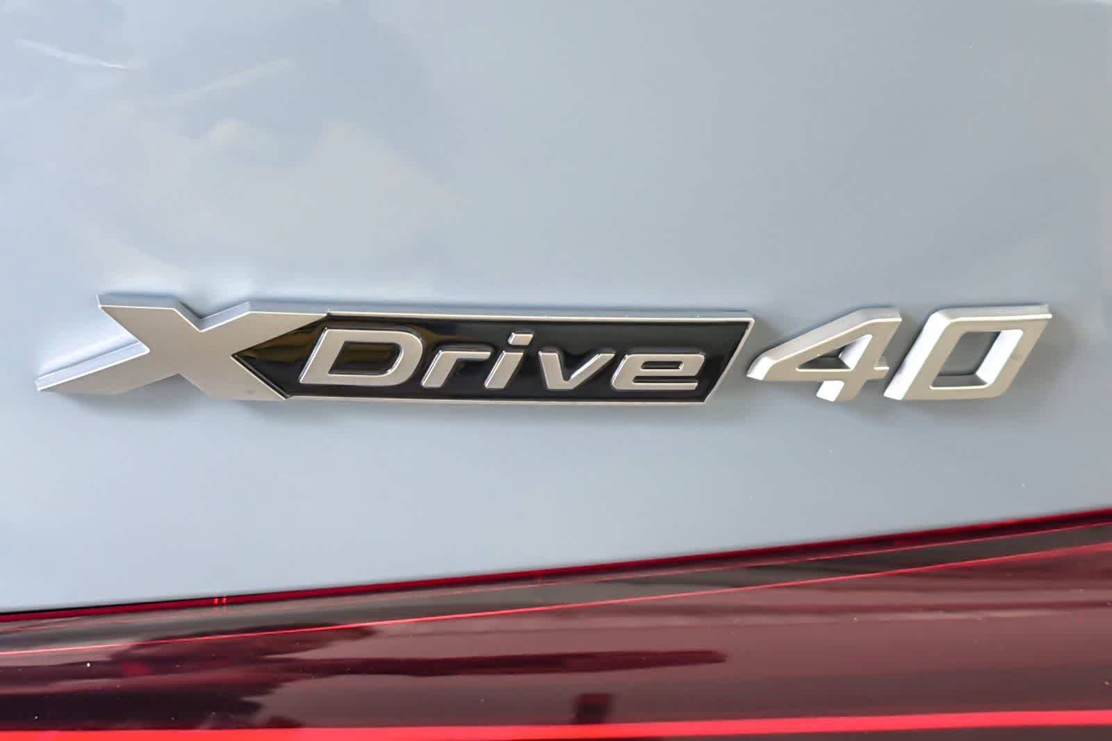 New 2026 Brooklyn Grey Metallic BMW xDrive40 image 25