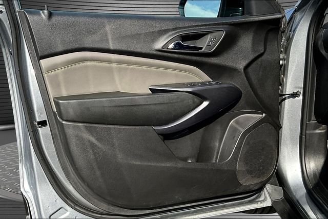 Used 2025 Gray Chevrolet ACTIV image 19