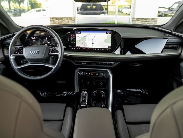 Used 2025 Tambora Gray Metallic Audi 2.0T Premium Plus image 19