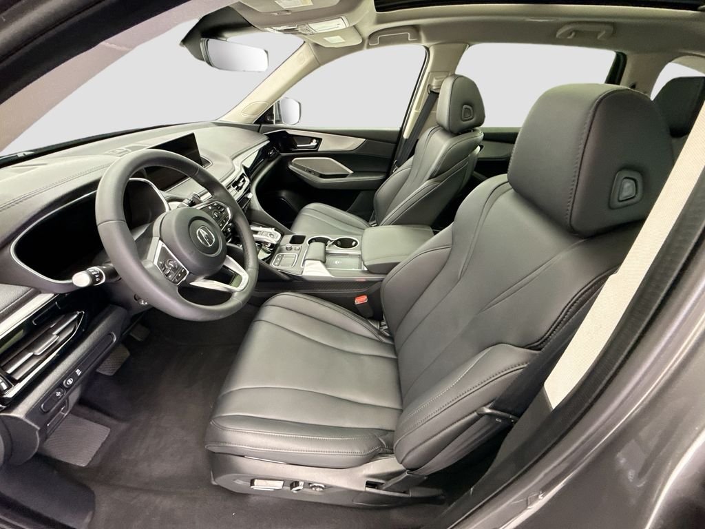 Used 2024 Majestic Black Pearl Acura 3.5L image 17