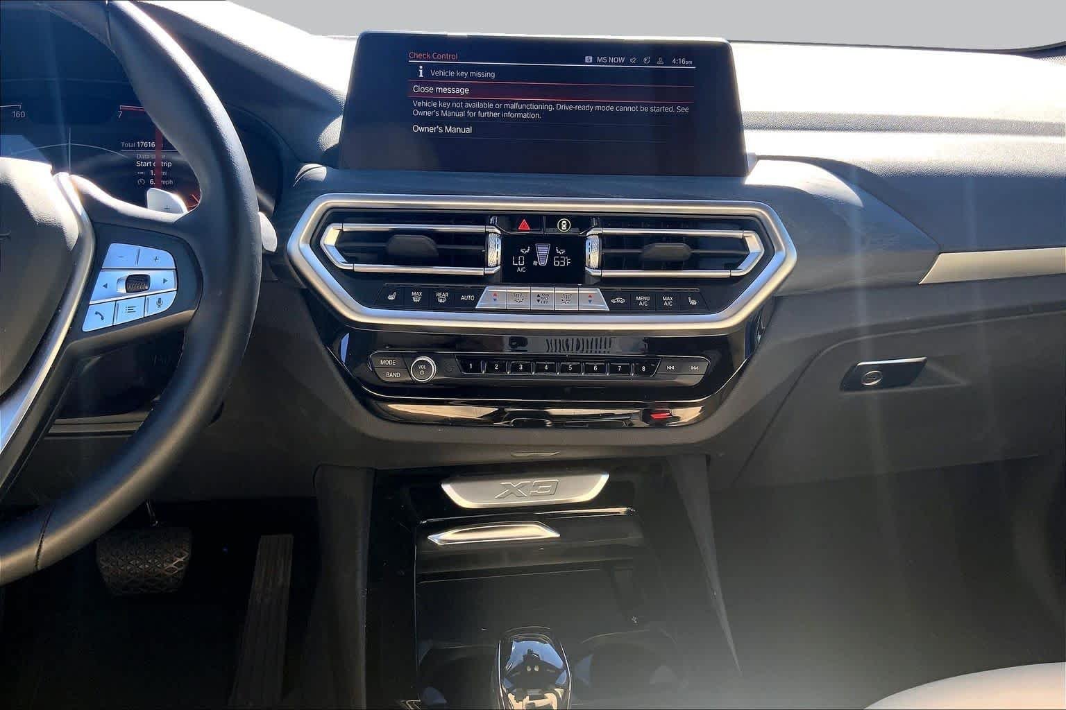 Used 2024 Skyscraper Grey Metallic BMW xDrive30i image 6