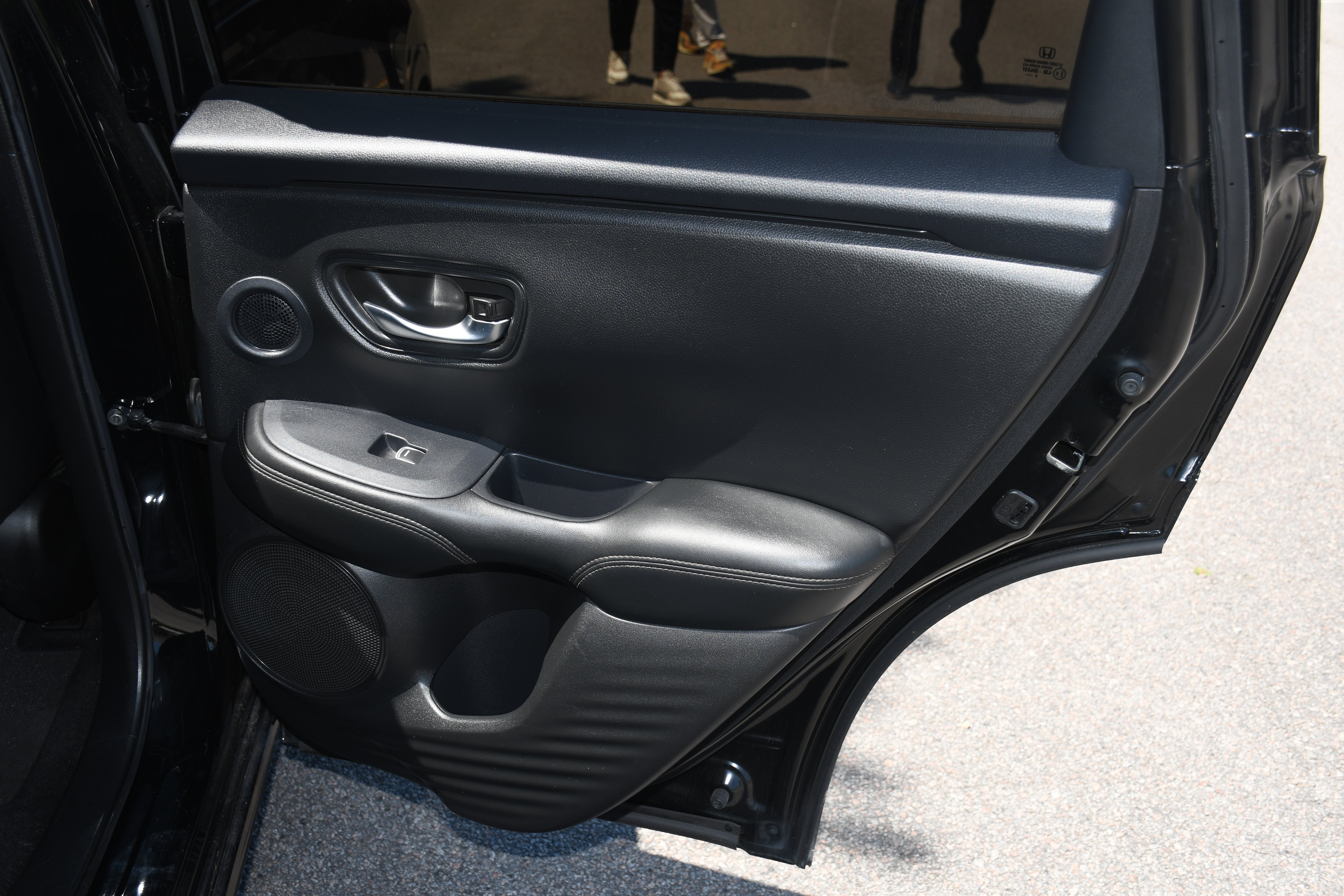 Used 2023 Black Honda EX-L image 19