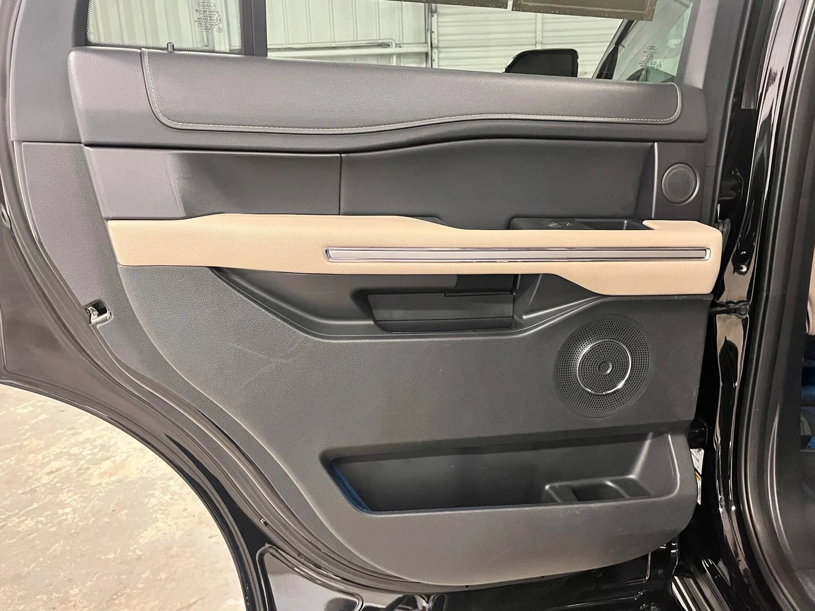 Used 2024 Black Ford Limited image 14