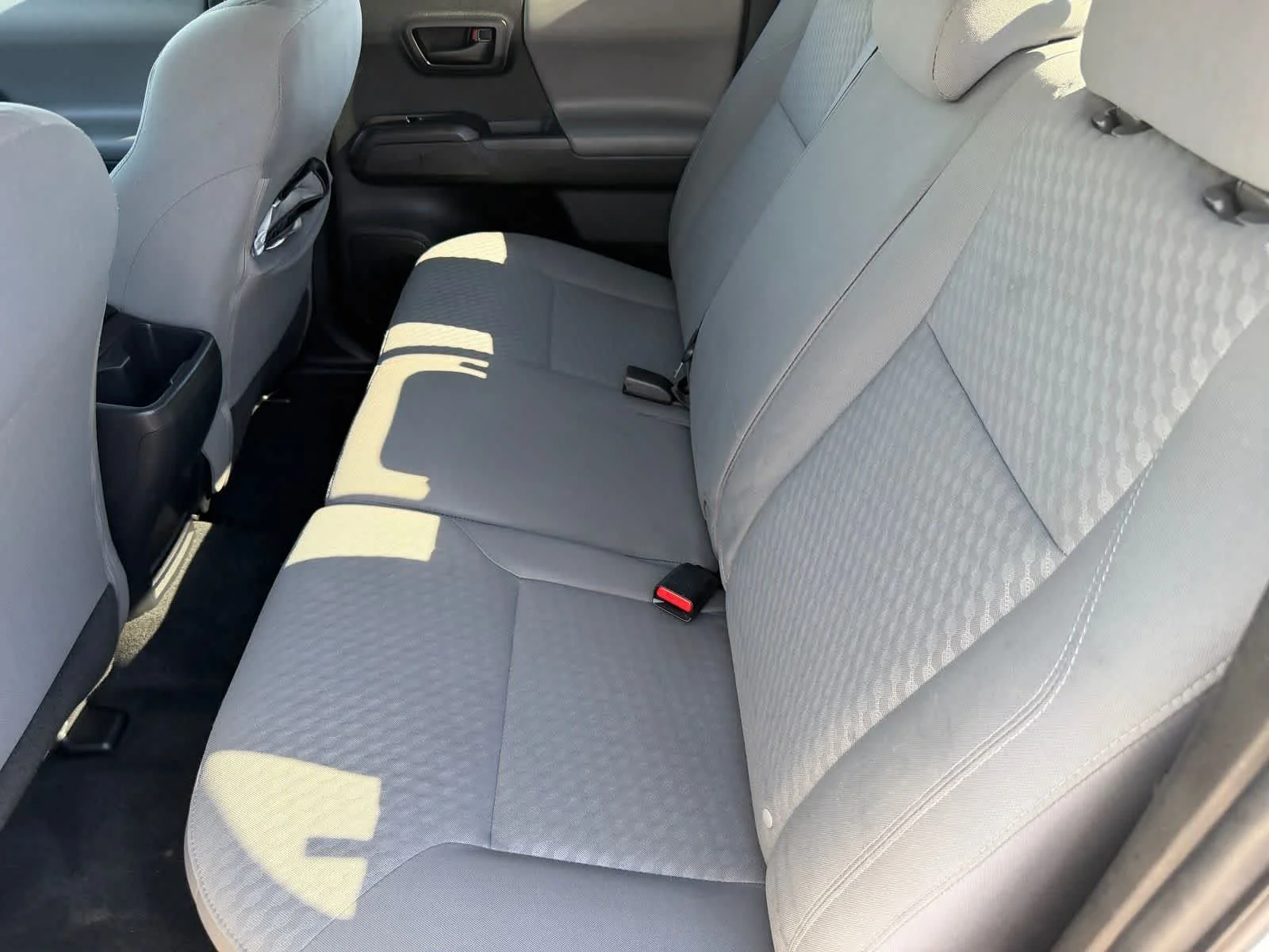 Used 2022 White Toyota SR image 13
