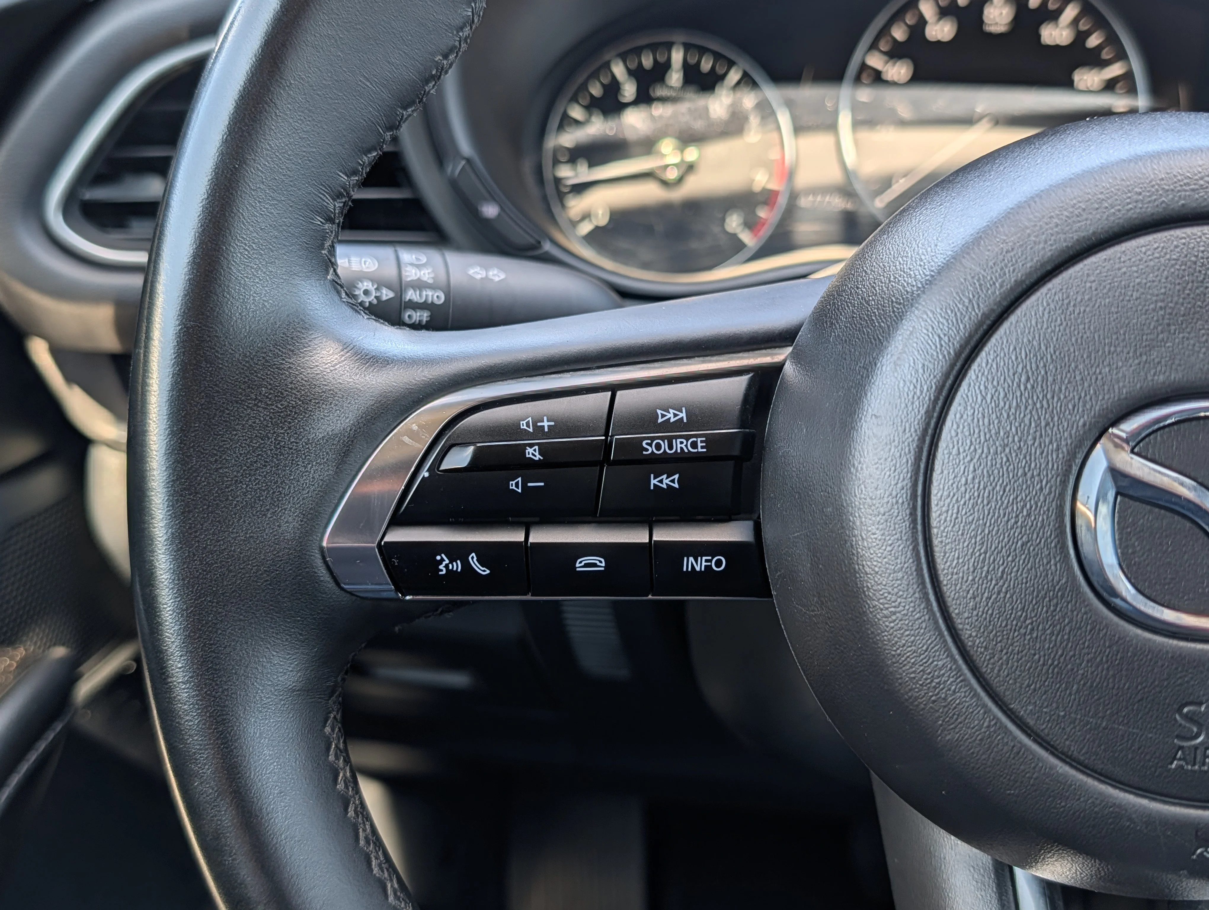 Used 2025 Jet Black Mica Mazda 2.5 S Select Sport image 25