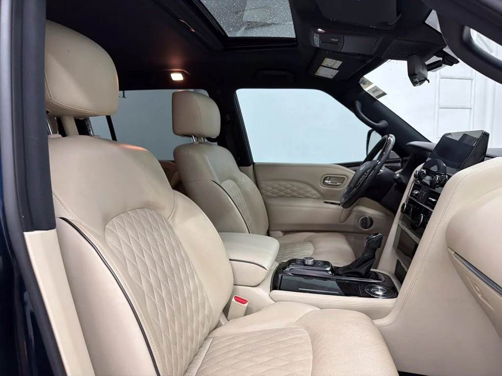 Used 2023 Blue INFINITI Sensory image 36