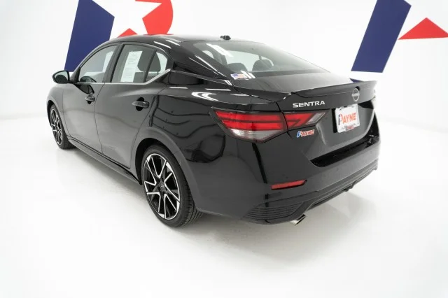 Used 2025 Super Black Nissan SR image 11