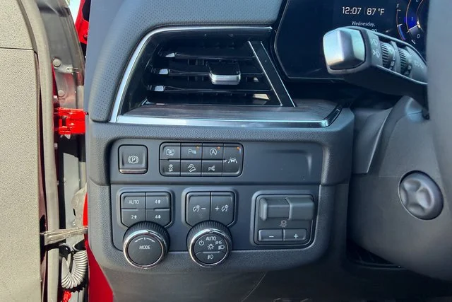 2026 Chevrolet Tahoe Premier - Photo 18