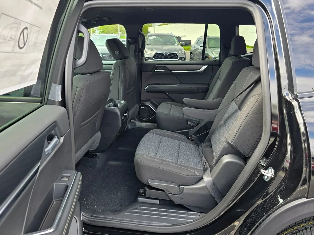 New 2026 Ebony Twilight Metallic GMC Elevation image 24