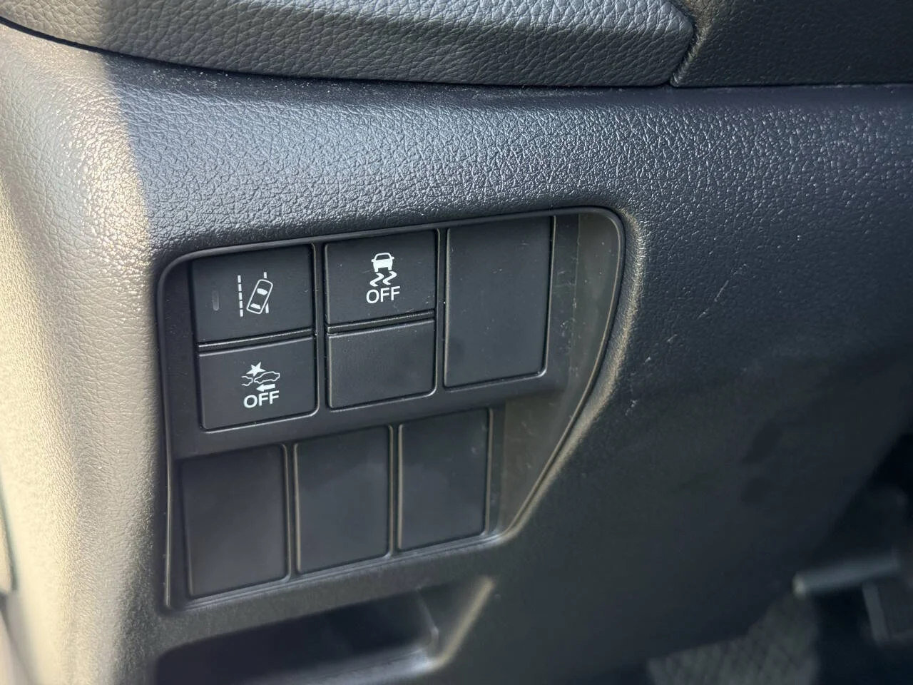 Used 2020 Silver Honda EX 4dr SUV image 24