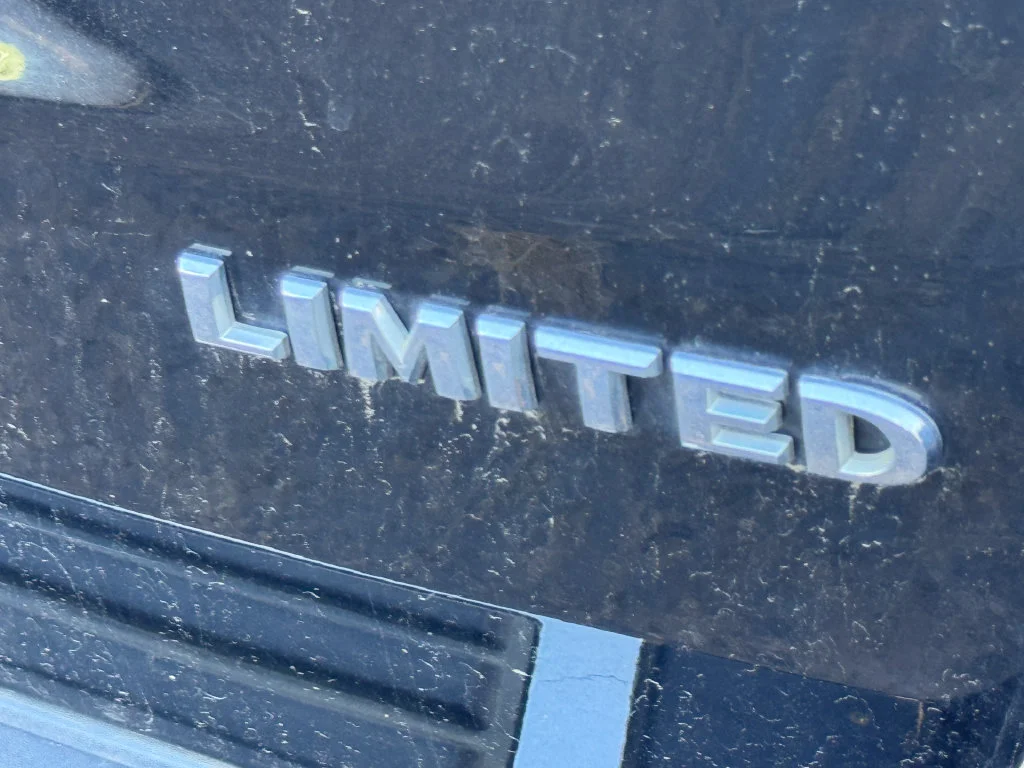 Used 2017 Black Jeep Limited image 10