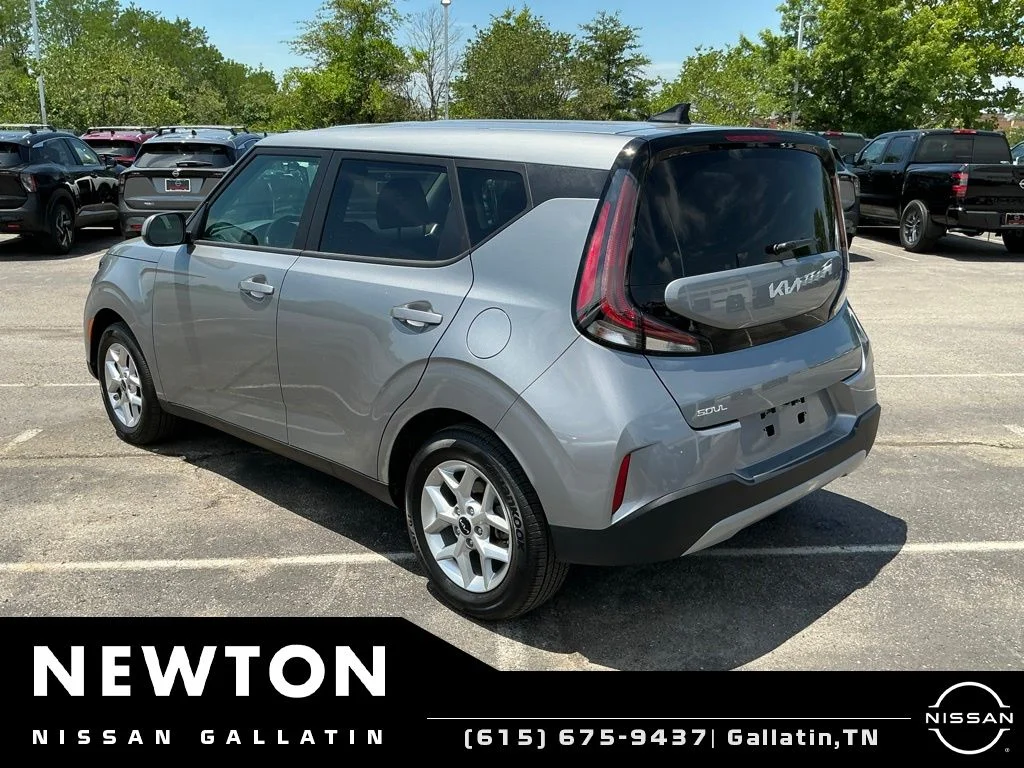 Used 2025 Steel Gray Kia LX image 5