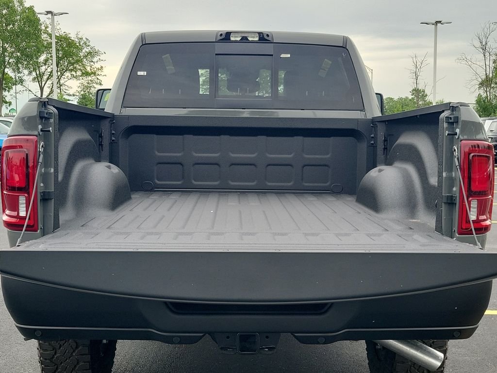 New 2026 Ceramic Gray Clear-Coat Exterior Paint RAM  image 8