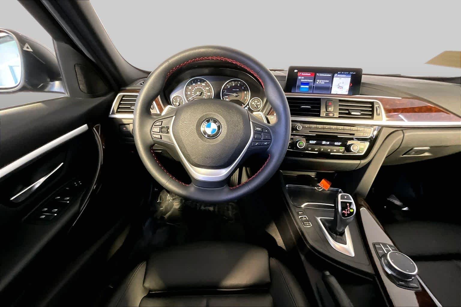 Used 2018 Black Sapphire Metallic BMW 330i xDrive image 6