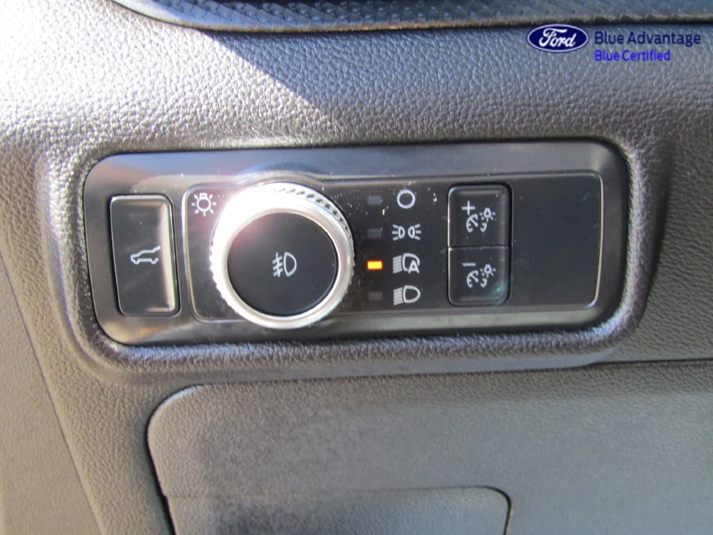 Certified Used 2022 Agate Black Metallic Ford ST-Line image 19