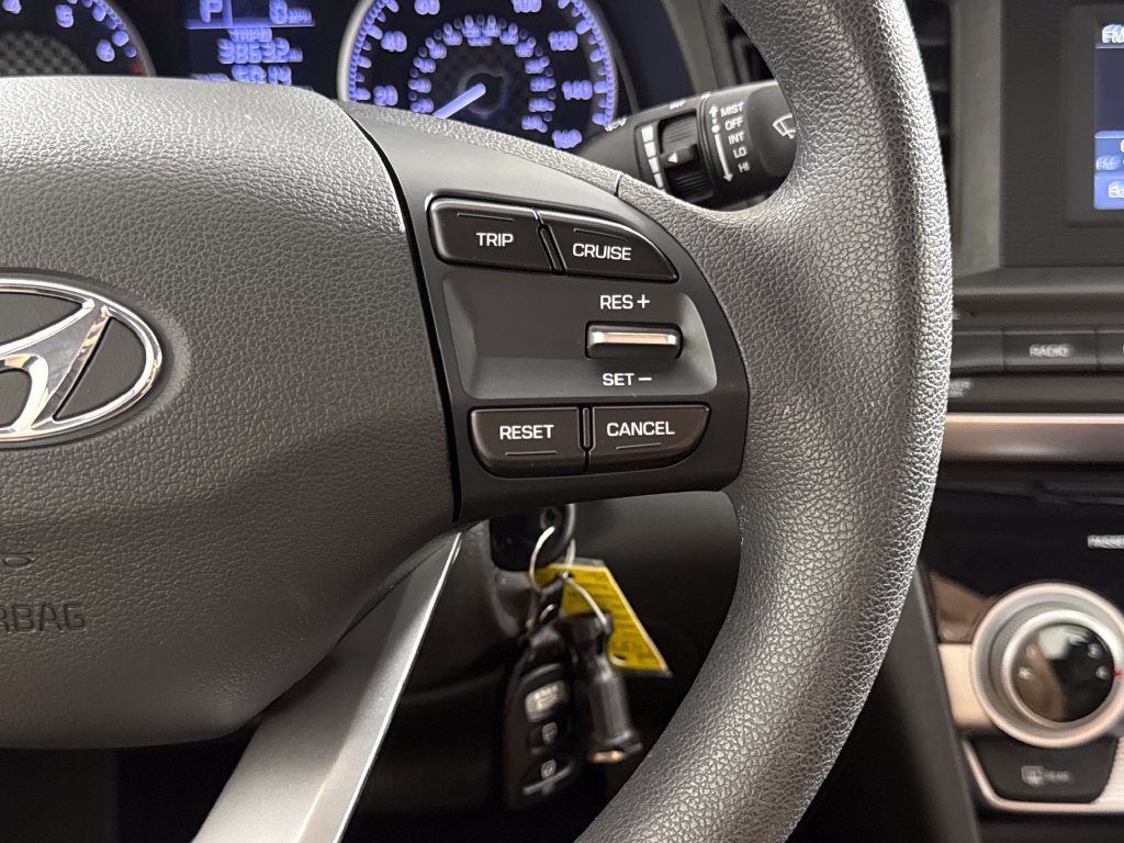 Used 2019 White Hyundai SE image 16
