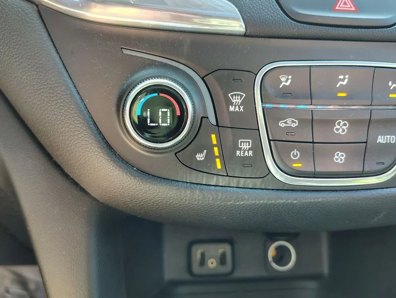 Used 2018 Gray Chevrolet LT image 18