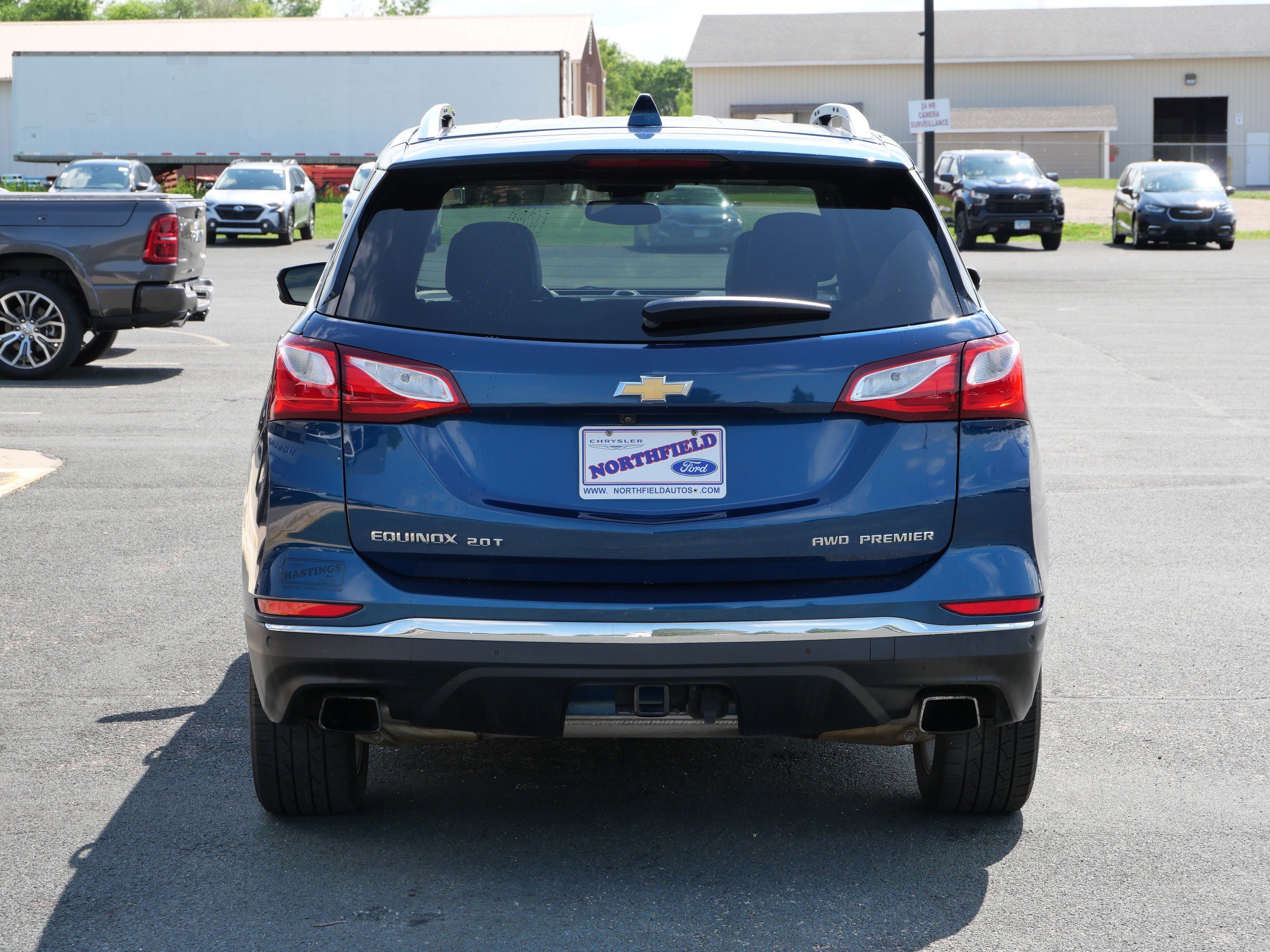 Used 2019 Pacific Blue Metallic Chevrolet Premier image 7