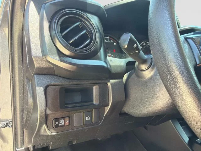 Used 2018 Gray Toyota SR image 29