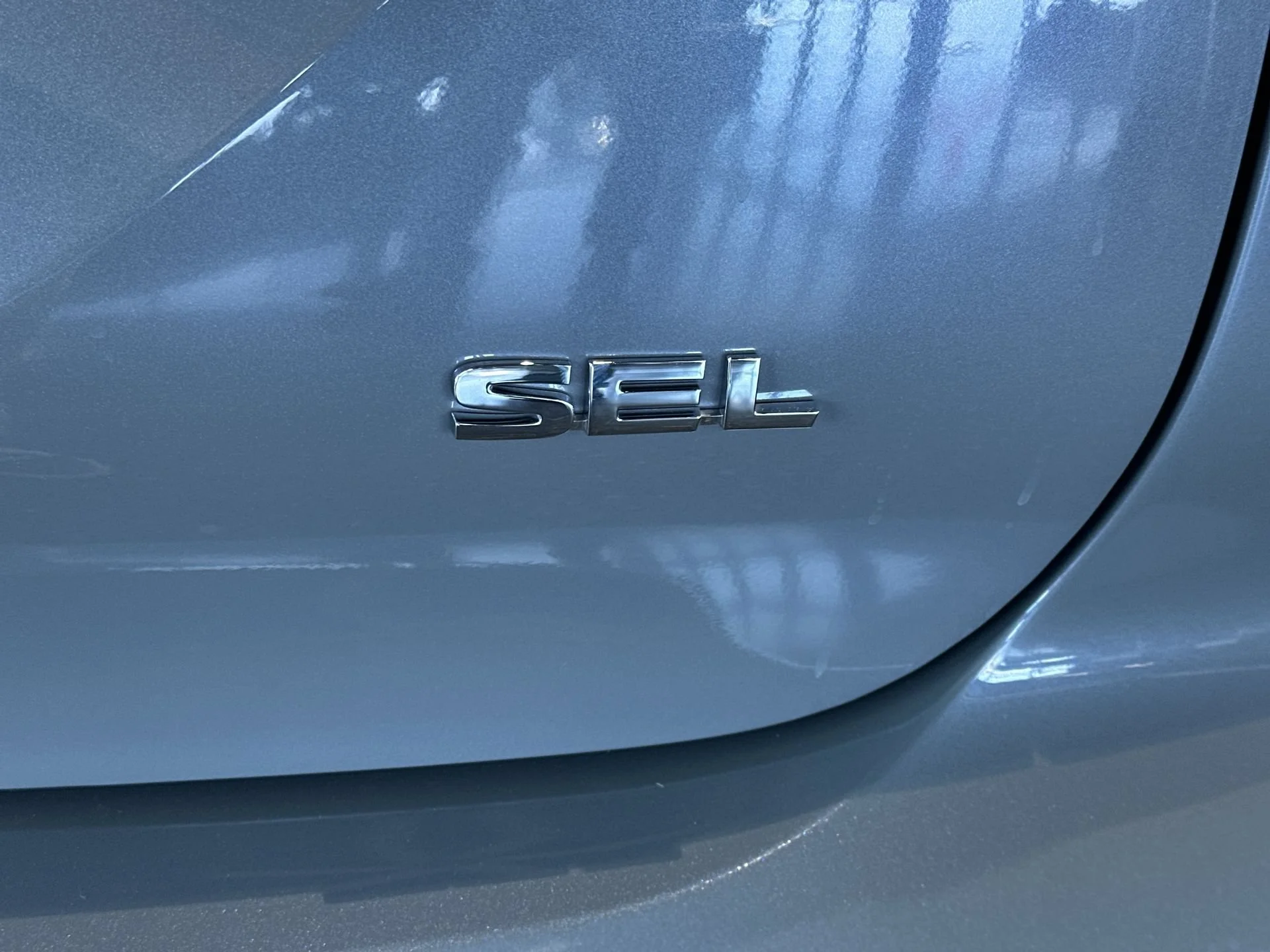 New 2026 Moonstone Gray Metallic Mitsubishi SEL image 24