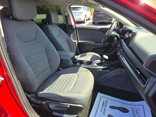 Used 2025 Red Kia EX image 19