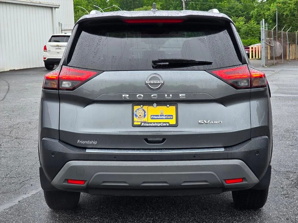 Used 2023 Gray Nissan SV image 25