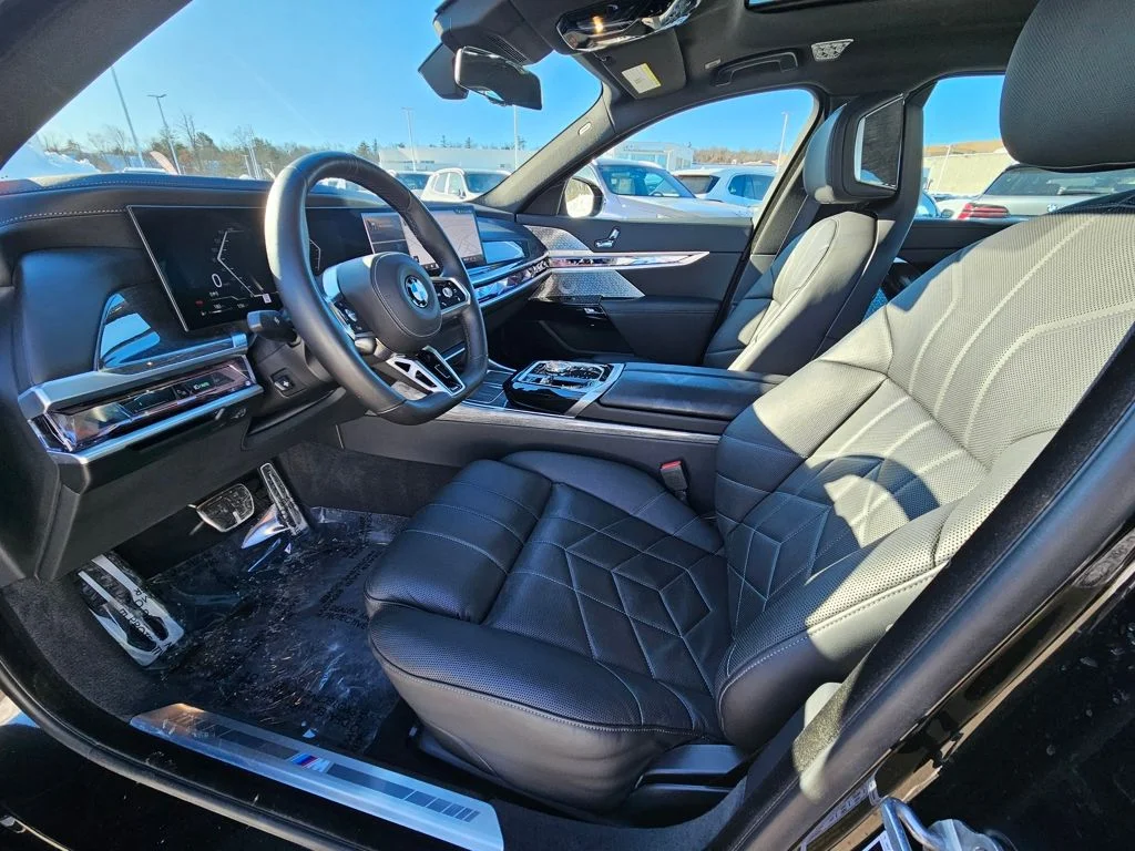 Certified Used 2024 Black Sapphire Metallic BMW 760i xDrive image 16