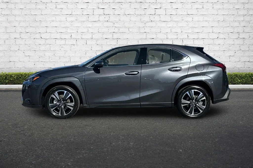 New 2026 Cloudburst Gray Lexus UX 300h PREMIUM image 7
