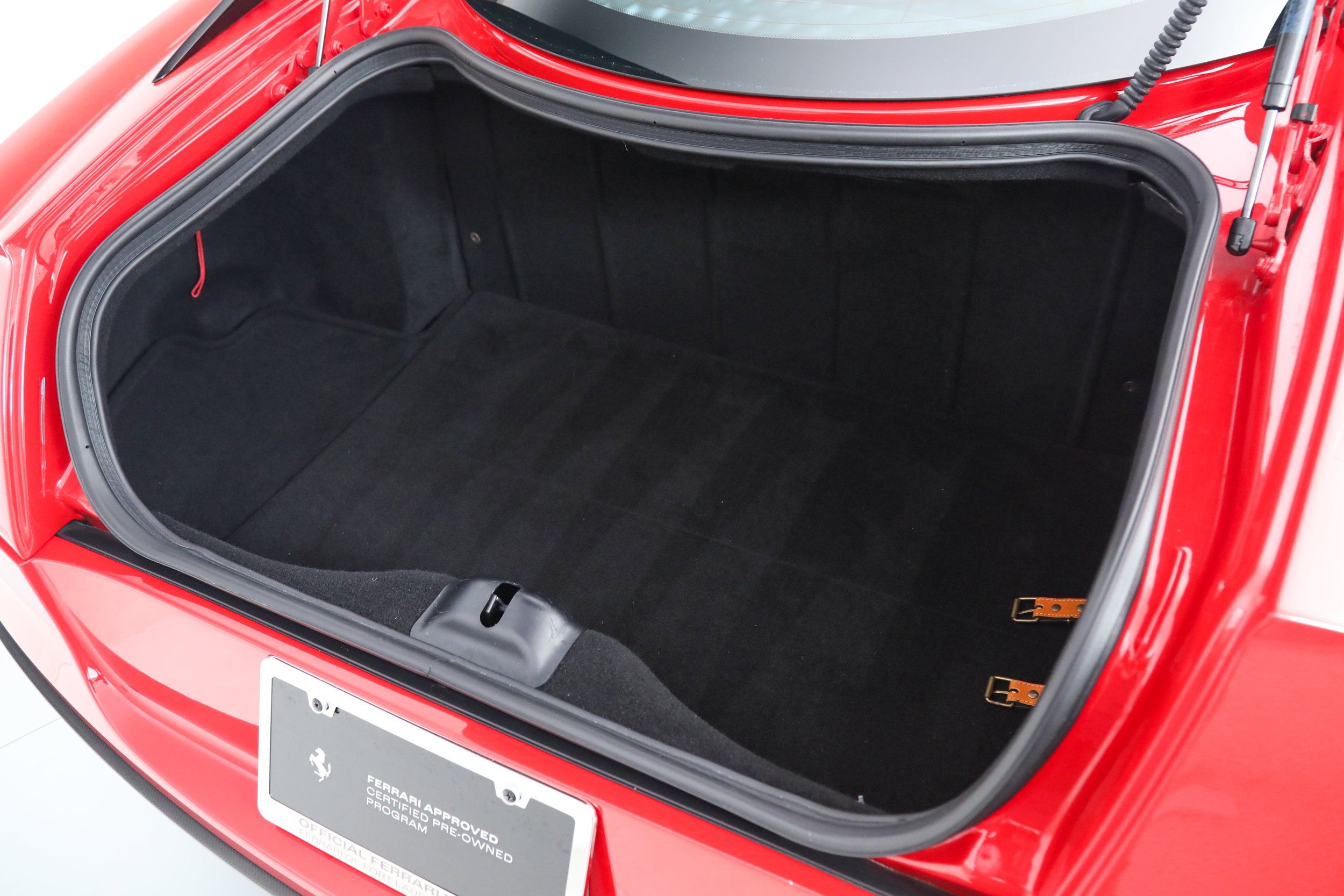 Used 2011 Red Ferrari  image 26