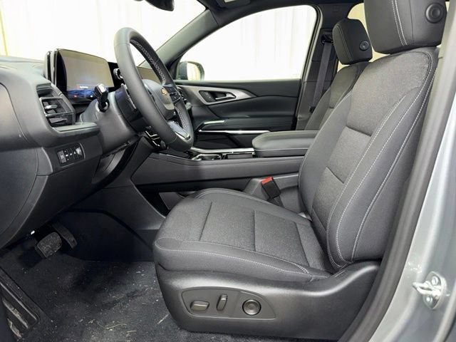 2027 Chevrolet Traverse LT - Photo 14