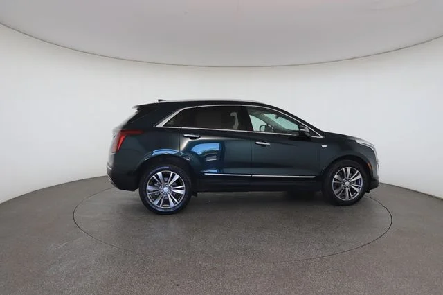 Used 2025 Green Cadillac Premium Luxury image 22