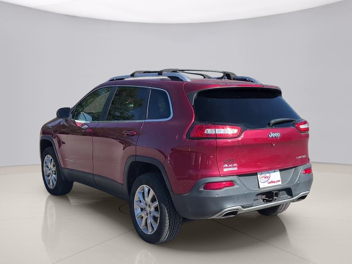 Used 2015 Red Jeep LIMITED image 4