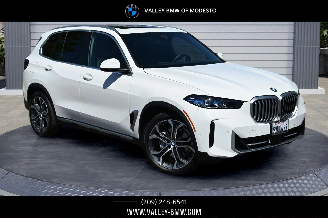 2026 BMW X5 sDrive40i's photo