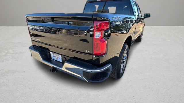Used 2024 Black Chevrolet LT (2FL) image 39