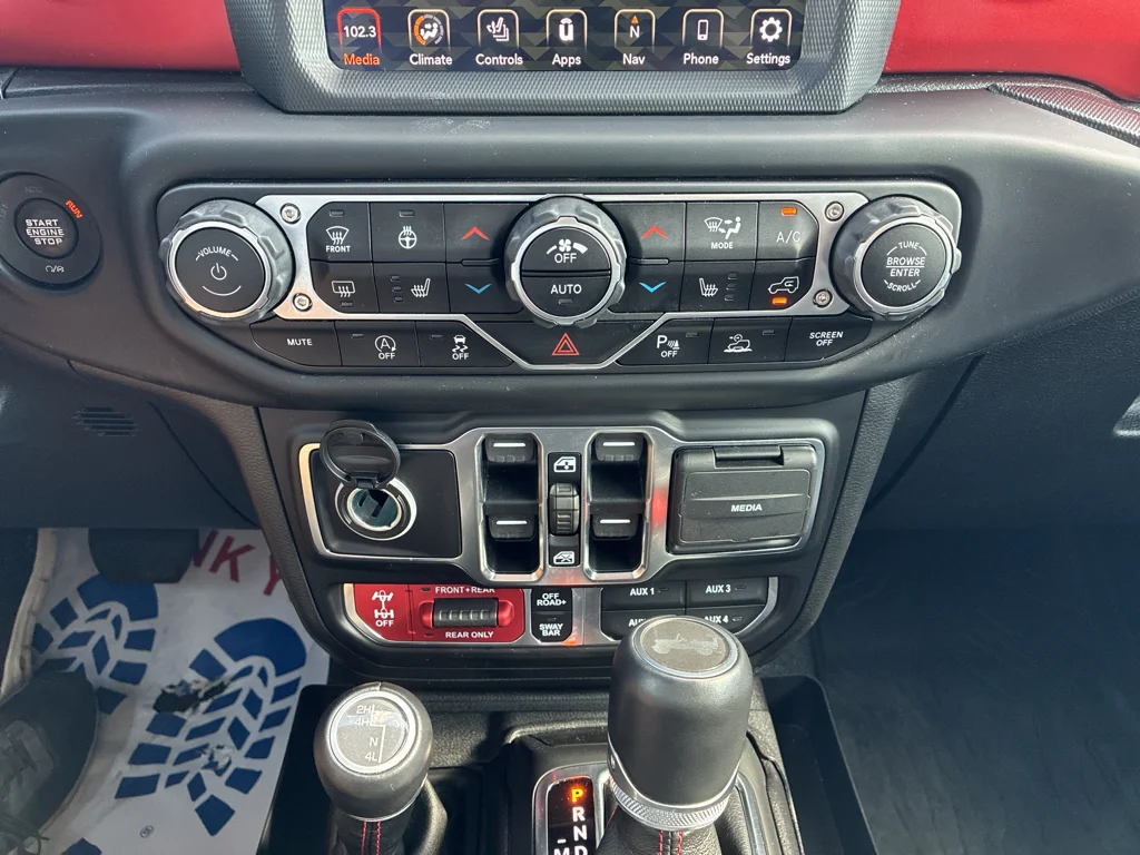 Used 2021 Sting Gray Clearcoat Jeep Unlimited Rubicon image 26