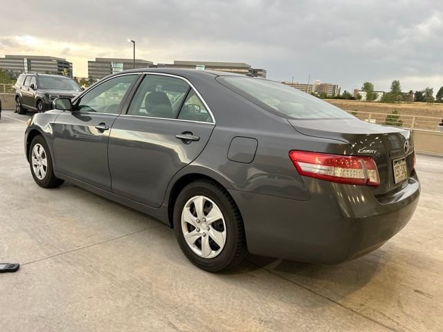 Used 2011 Gray Toyota LE image 4