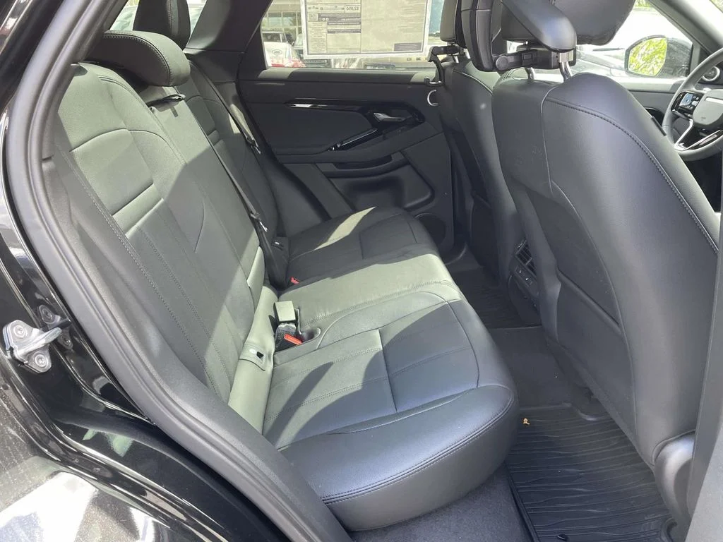 New 2026 Santorini Black Land Rover S image 20