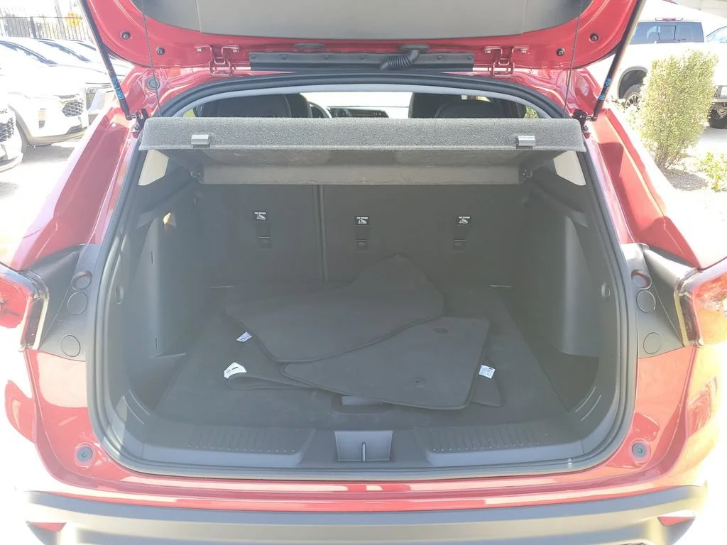 Used 2026 Apex Red Chevrolet LT image 10