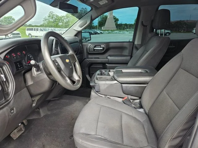 Used 2021 SILVER ICE METALLIC Chevrolet Custom image 9