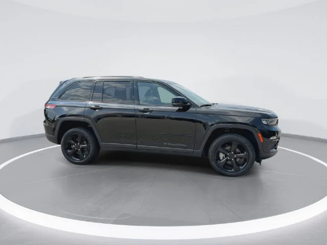 Used 2023 Black Jeep Limited image 9