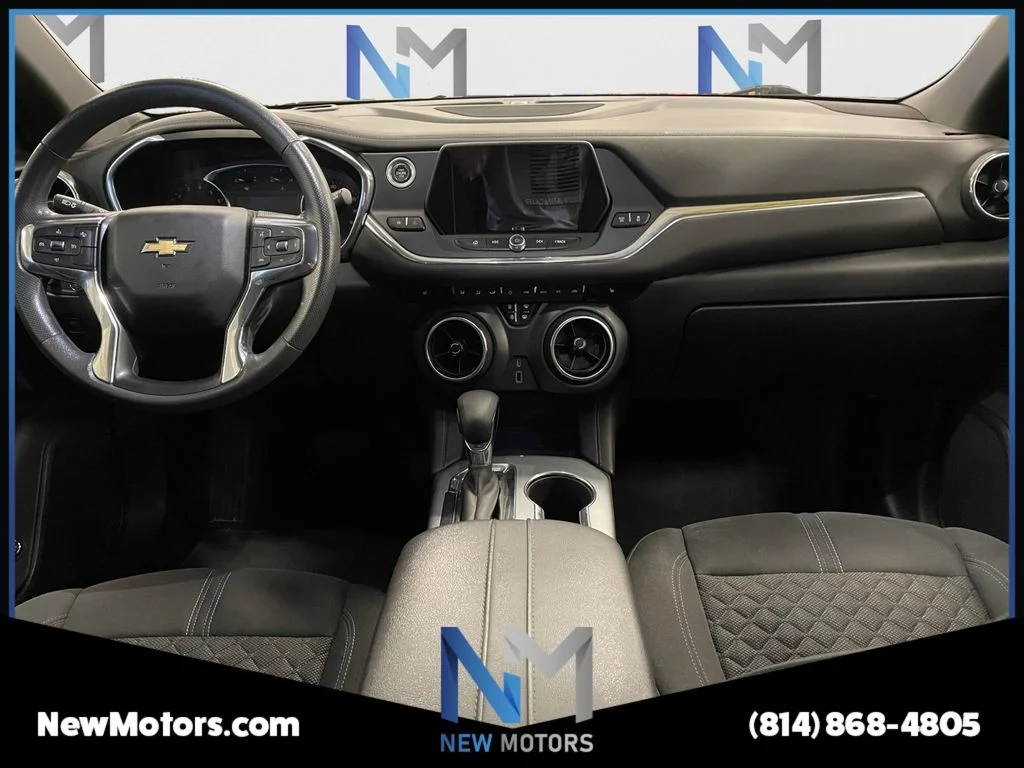 Used 2022 Blue Chevrolet LT image 10