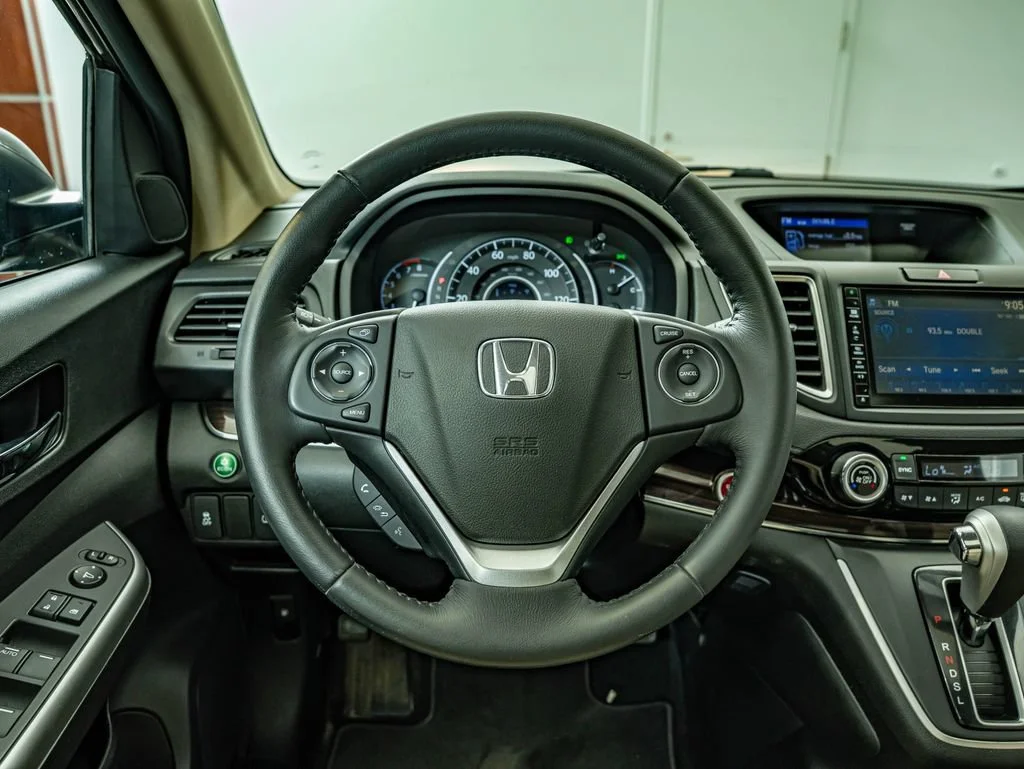 Used 2015 Gray Honda EX-L image 23