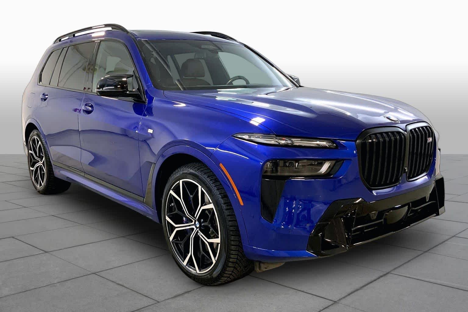 Used 2025 BMW X7 M60i with VIN 5UX33EM00S9X04255 for sale in Kansas City