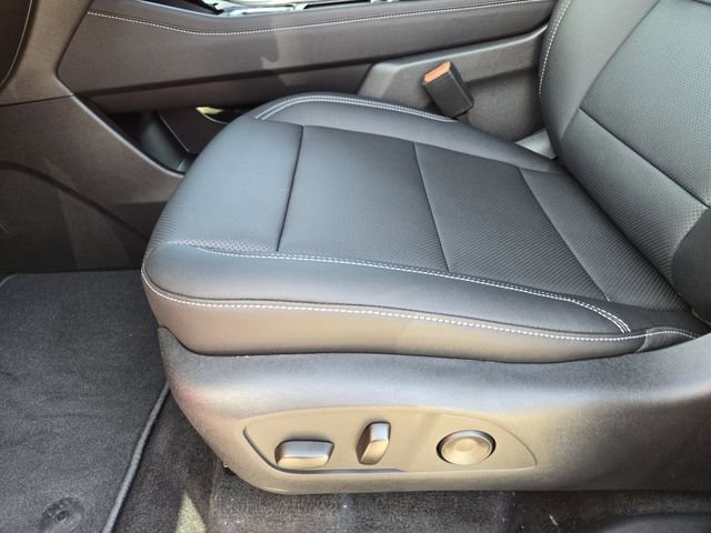 2026 Chevrolet Traverse LT - Photo 17