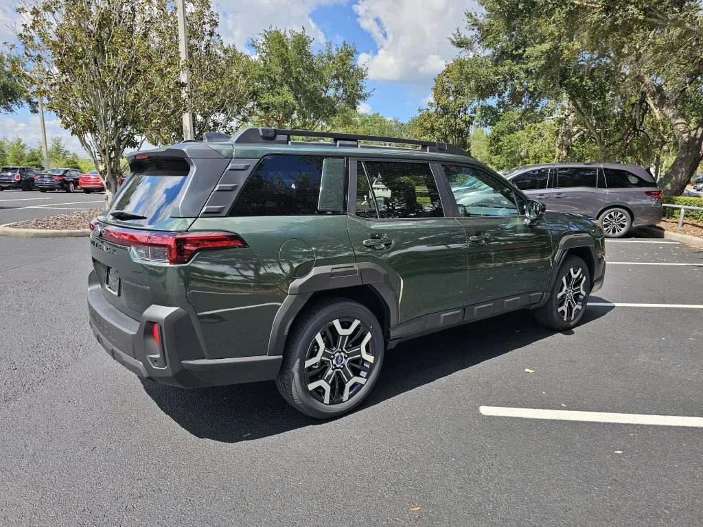 New 2026 DEEP EMERALD GREEN PEARL Subaru Touring XT image 3